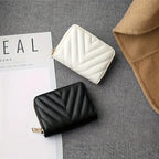 Kadınlar İçin Şık Cüzdan | Geniş Kapasiteli Kartlık, Fermuarlı Kapanış, Altın Tonlu Donanım Detaylı Tasarım