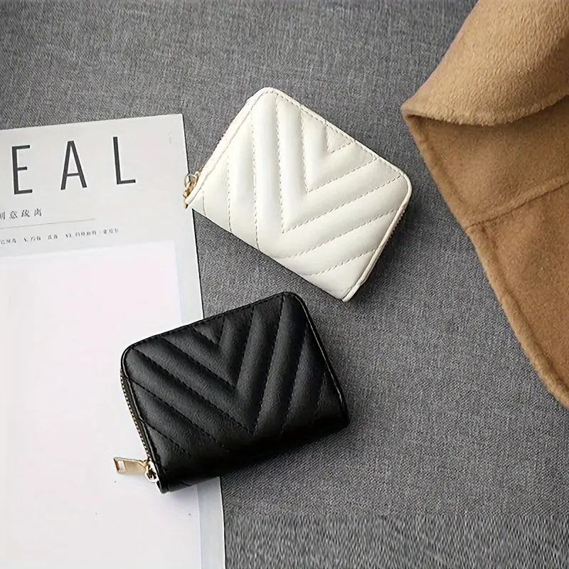 Kadınlar İçin Şık Cüzdan | Geniş Kapasiteli Kartlık, Fermuarlı Kapanış, Altın Tonlu Donanım Detaylı Tasarım