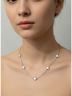 Mini Yonca Modeli Gümüş Renk BeyazTaşlı Kadın Paslanmaz Çelik Kolye - Kararma Yapmaz Çift Taraflı