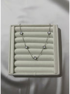 Mini Yonca Modeli Gümüş Renk BeyazTaşlı Kadın Paslanmaz Çelik Kolye - Kararma Yapmaz Çift Taraflı