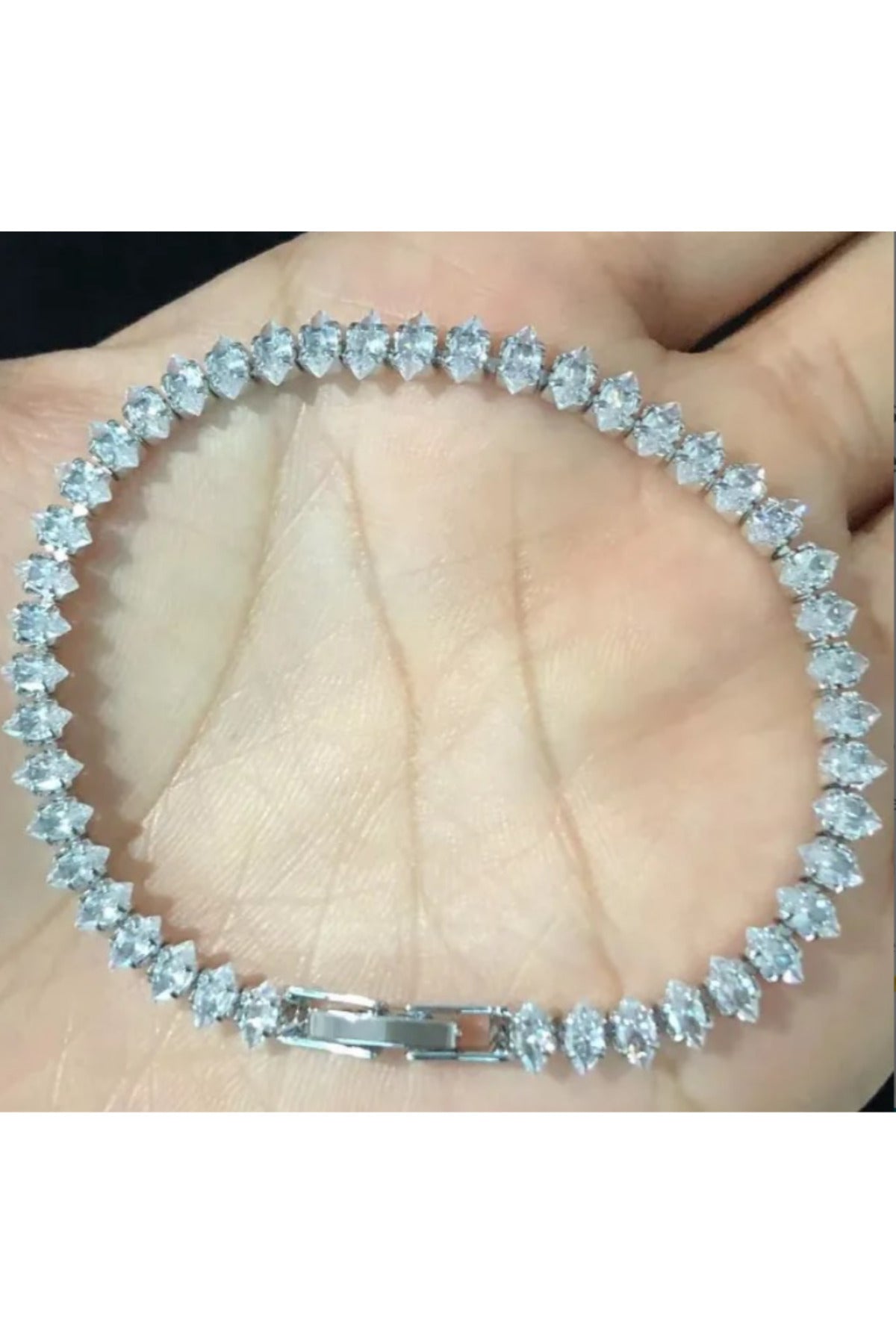 Gümüş Renk Zirkon Taşlı Mekik Model Su Yolu Çelik Bileklik