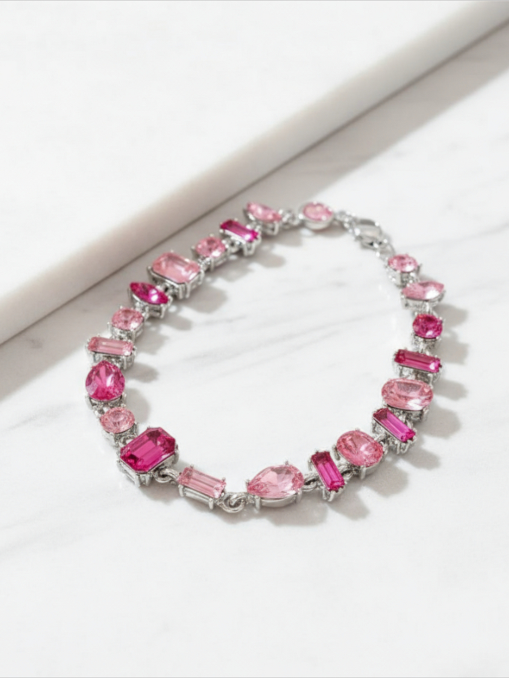 Renkli Taşlı Gema Gümüş Renk Su Yolu Çelik Kadın Bileklik