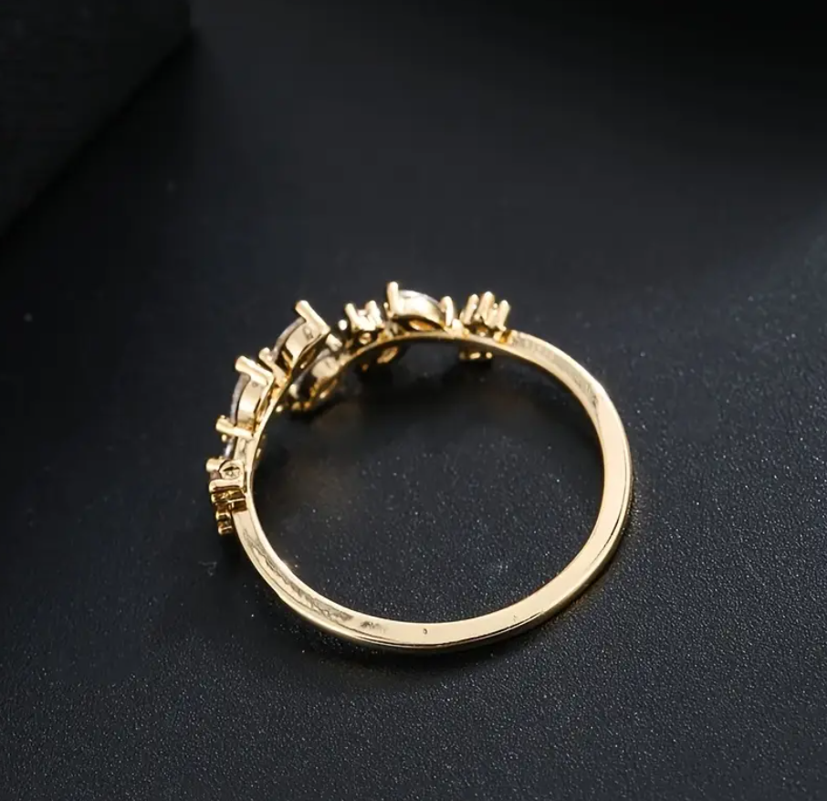 Yaprak Modeli Zirkon Taşlı Zarif Tasarım Çelik Kadın Yüzük- Pinterest Modeli