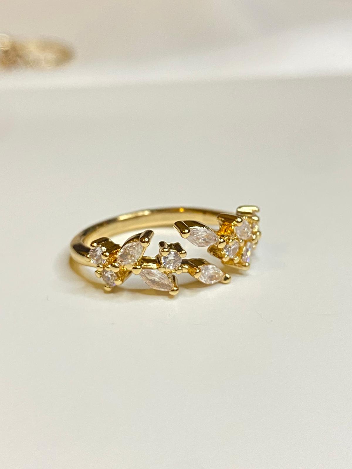 Yaprak Modeli Zirkon Taşlı Zarif Tasarım Çelik Kadın Yüzük- Pinterest Modeli