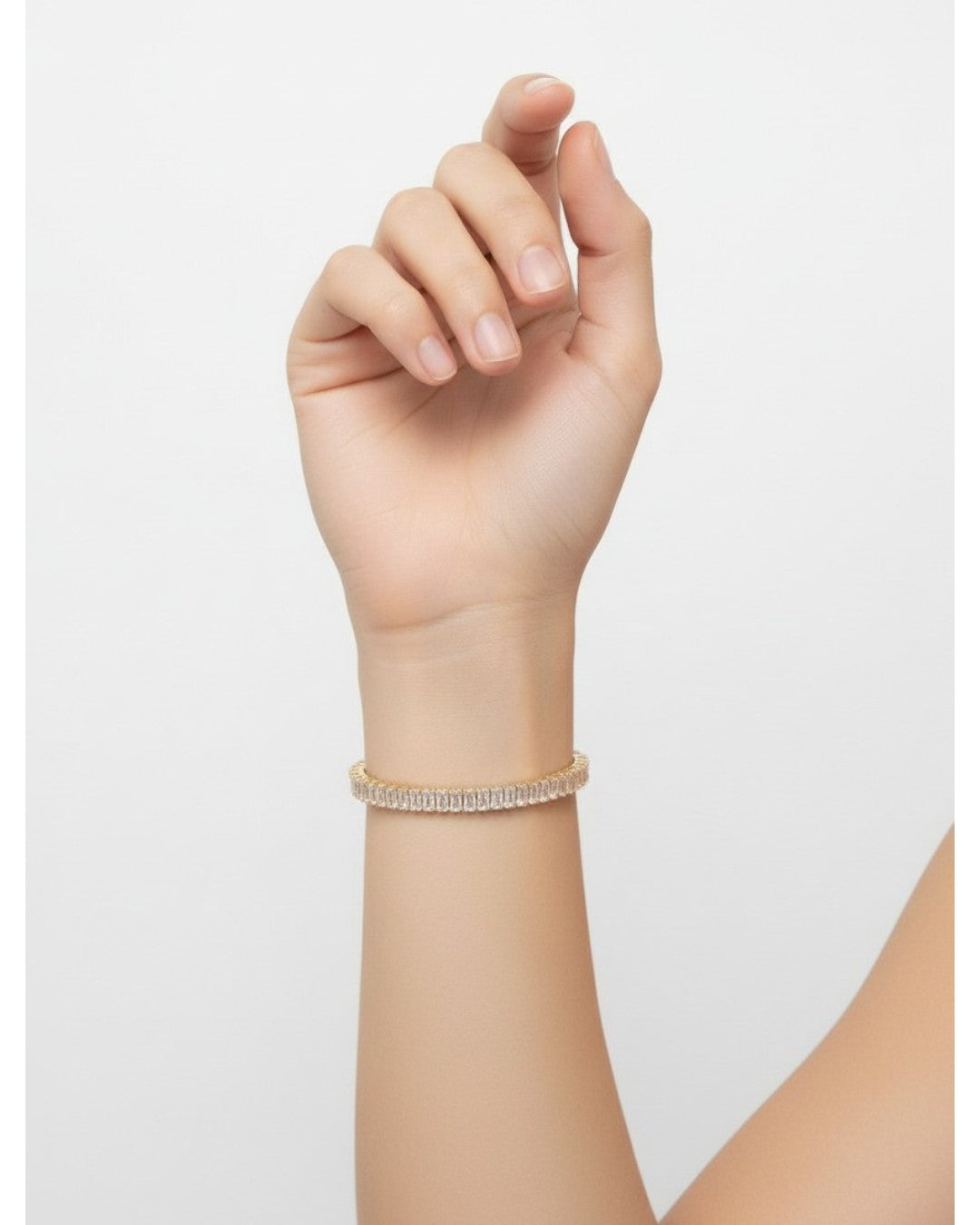 Su Yolu Zirkon Taşlı Kadın Çelik Bileklik