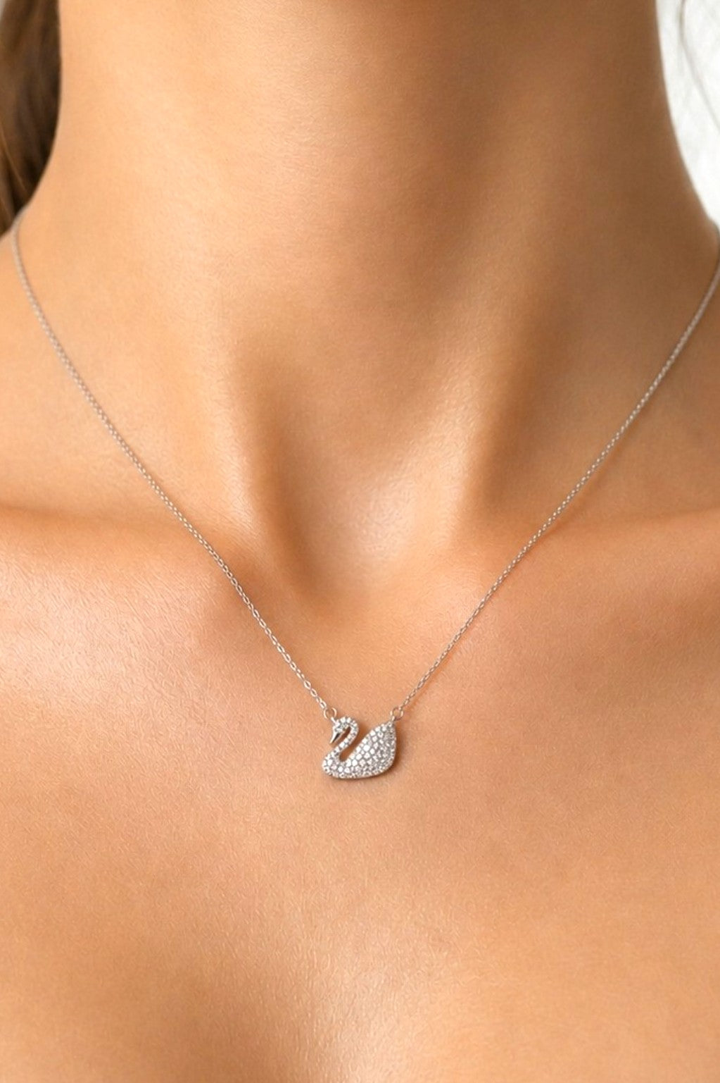 Kuğu Modeli Zirkon Taşlı Çelik Kadın Kolye Kararmaz - Sevgiliye Hediye
