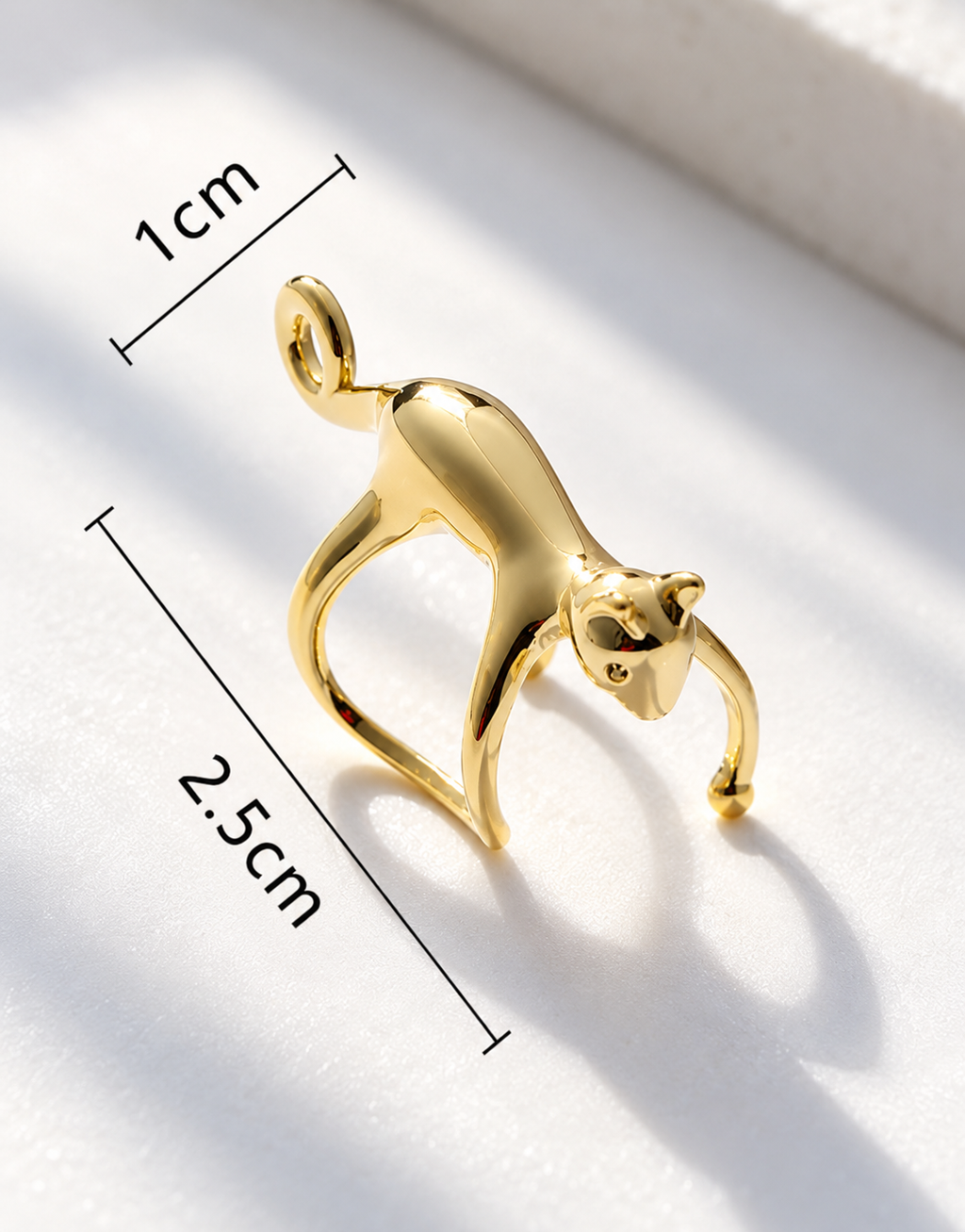 Kedi Figürlü Kulak Kıkırdak Küpesi – Kedi Tasarımlı Ear Cuff Kadın Küpe