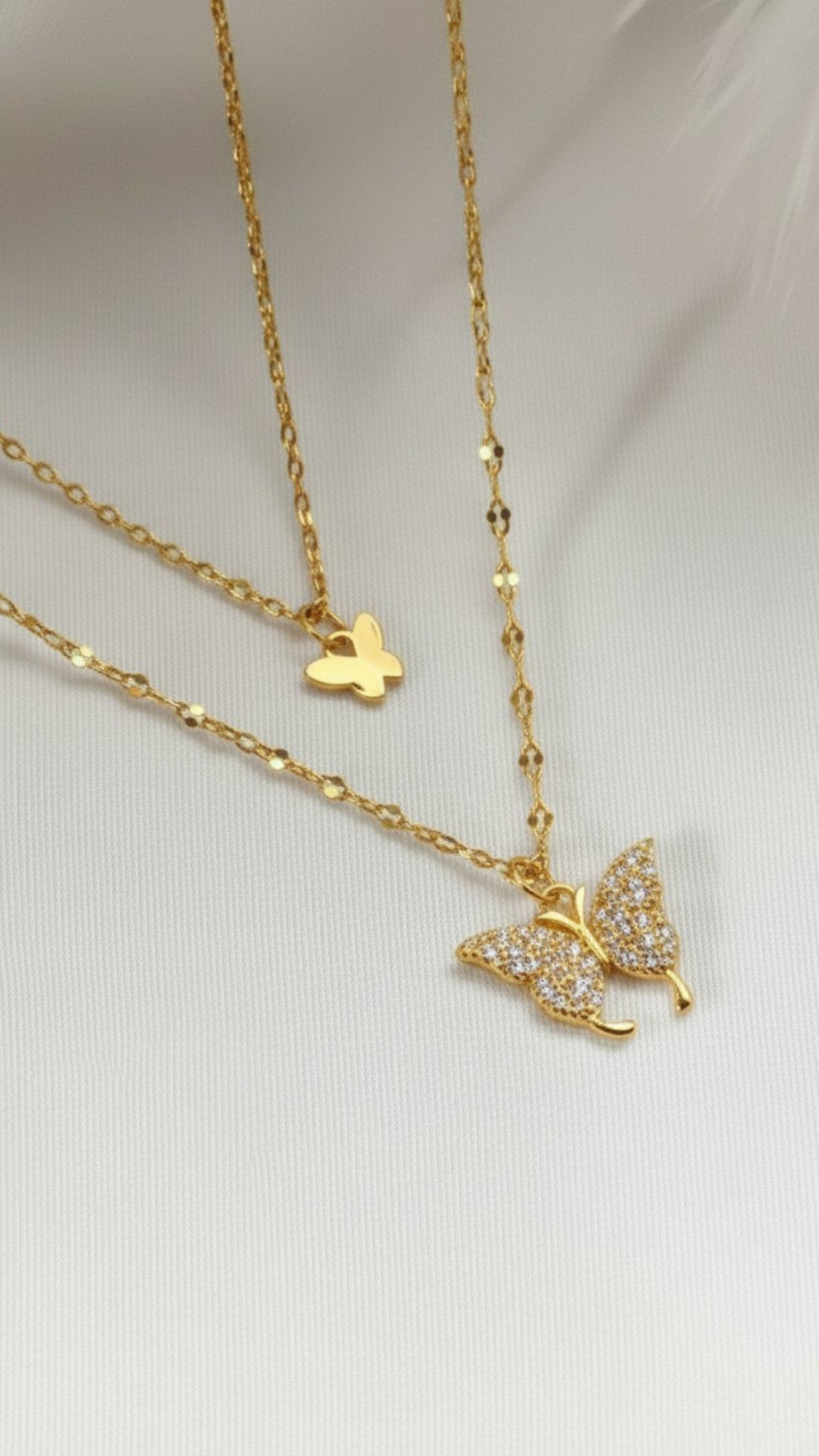 Çift Katlı Kelebekli Kadın Kolye