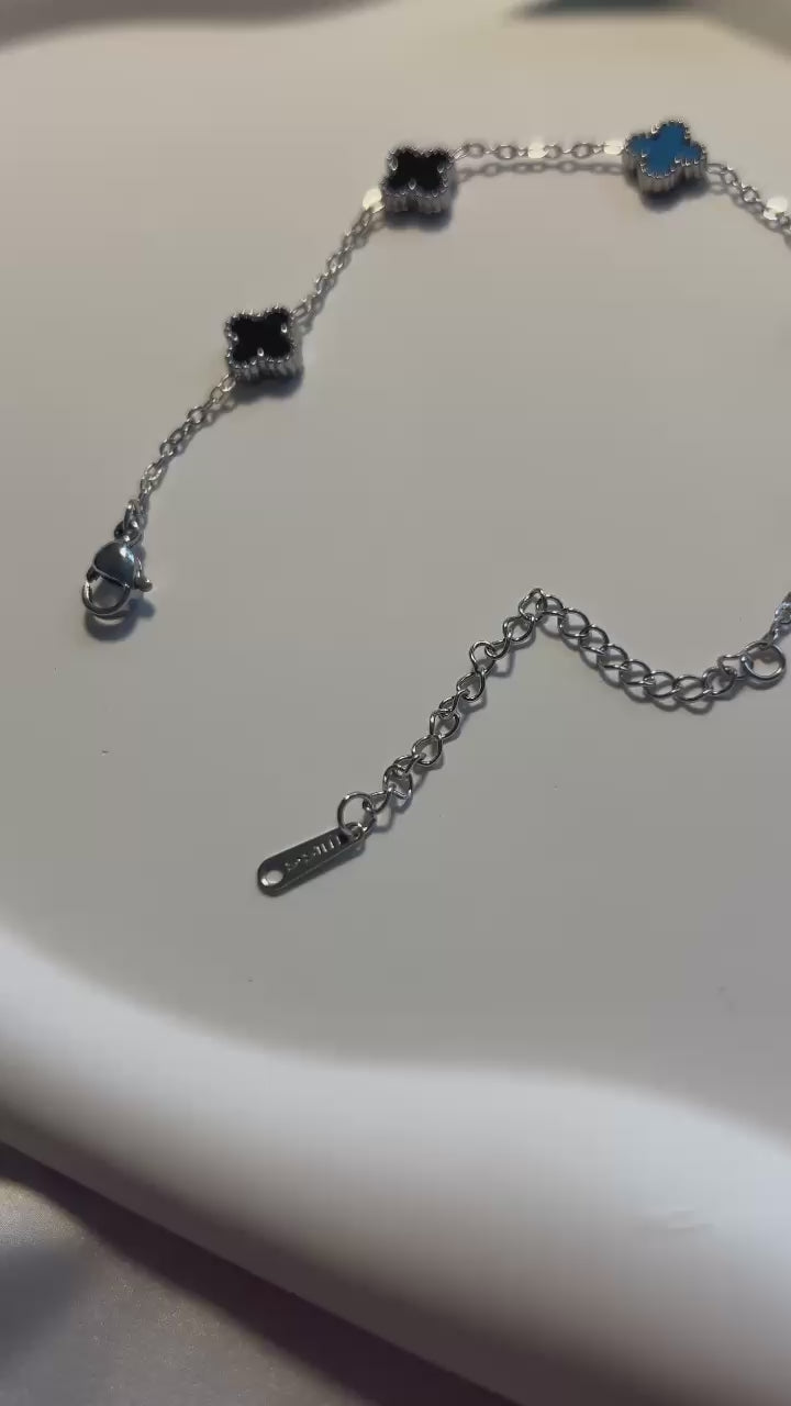 Paslanmaz Çelik Mini Yonca Modeli Gümüş Renk Unisex Çelik Bileklik - 17+5 Cm Uzunluk